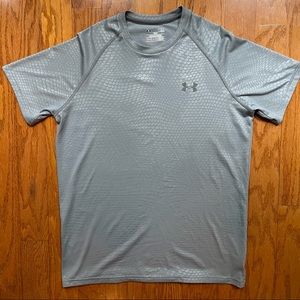 Under armor men’s small heat gear gray  T-shirt